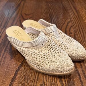 Sbicca Vintage Collection Clogs Size 6